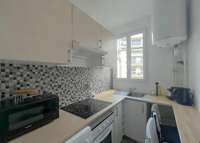 In Charming 3-bedroom Near Bois De Vincennes Ferienhaus *